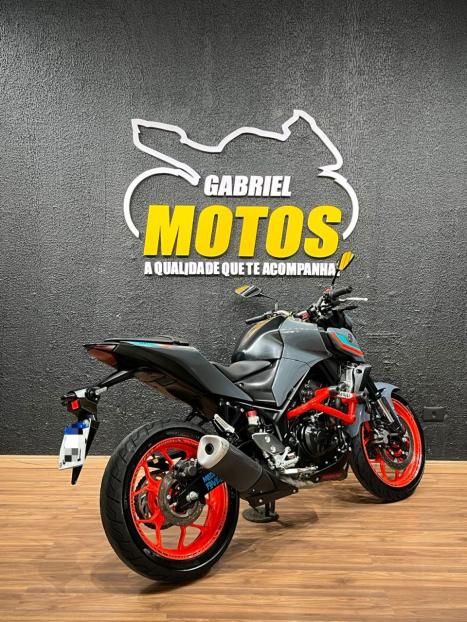 YAMAHA MT-03 300 ABS, Foto 7