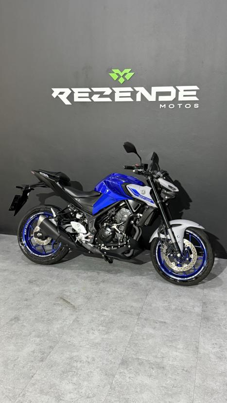 YAMAHA MT-03 300 ABS, Foto 5