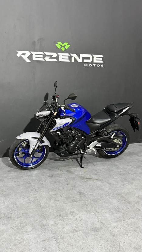 YAMAHA MT-03 300 ABS, Foto 7