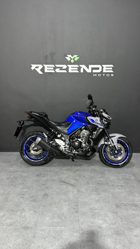 YAMAHA MT-03 300 ABS, Foto 8