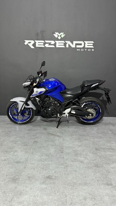 YAMAHA MT-03 300 ABS, Foto 12