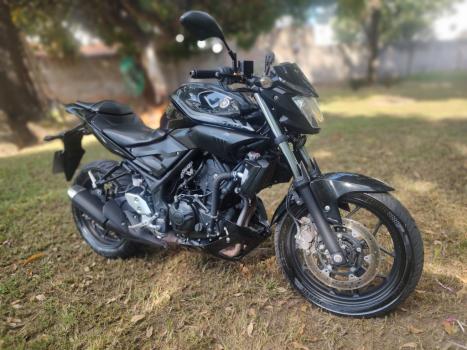 YAMAHA MT-03 300 ABS, Foto 3