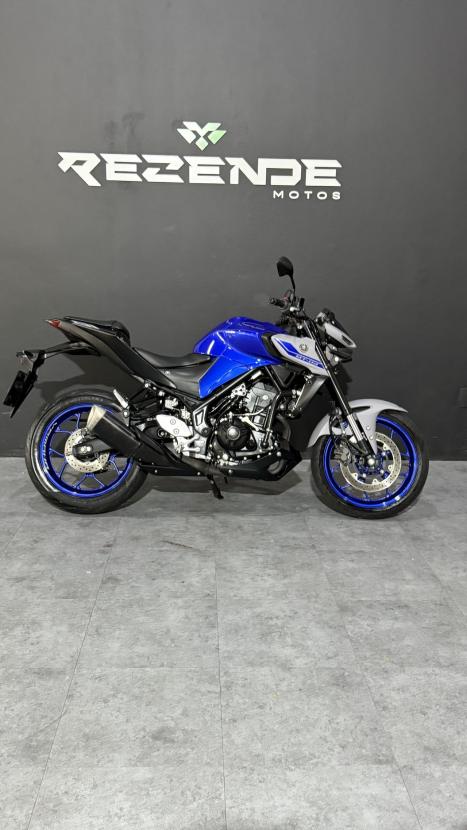 YAMAHA MT-03 300 ABS, Foto 7