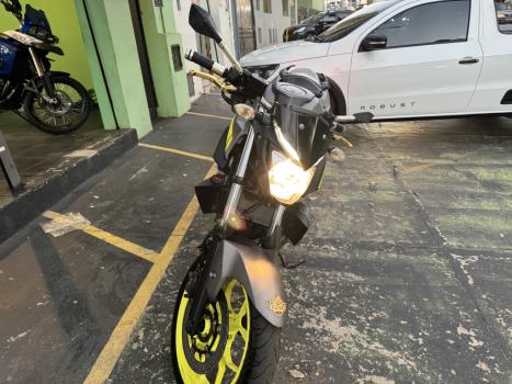 YAMAHA MT-03 300 ABS, Foto 4