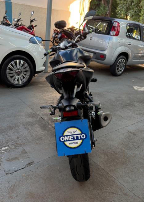 YAMAHA MT-03 300 ABS, Foto 14
