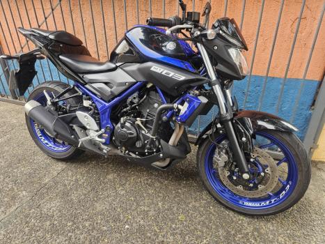 YAMAHA MT-03 300 ABS, Foto 1