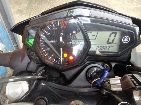 YAMAHA MT-03 300 ABS, Foto 3