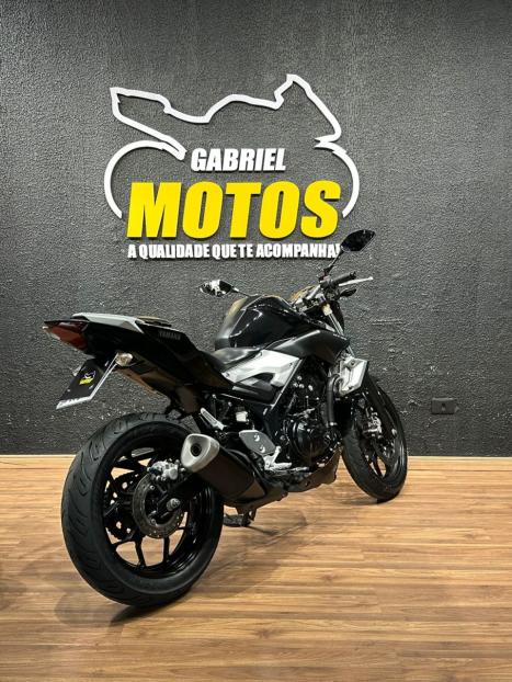 YAMAHA MT-03 300 ABS, Foto 6
