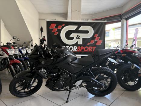 YAMAHA MT-03 300 ABS, Foto 4