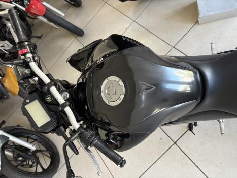 YAMAHA MT-03 300 ABS, Foto 7