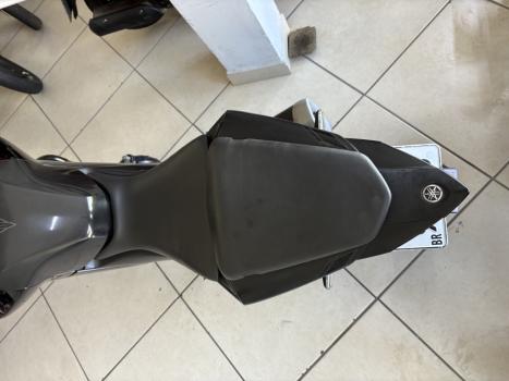 YAMAHA MT-03 300 ABS, Foto 8