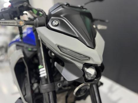 YAMAHA MT-03 300 ABS, Foto 4