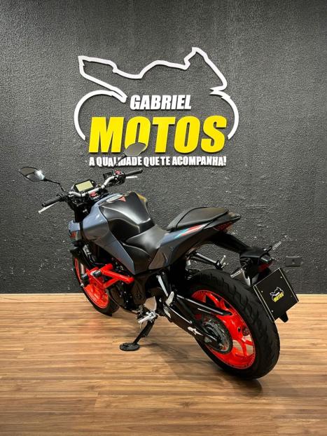 YAMAHA MT-03 300 ABS, Foto 5