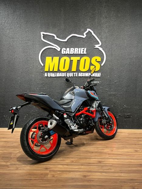 YAMAHA MT-03 300 ABS, Foto 6