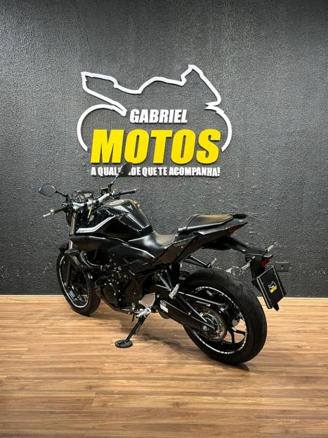 YAMAHA MT-03 300 ABS, Foto 5