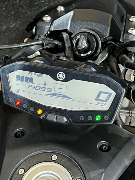 YAMAHA MT-07 700 ABS, Foto 7