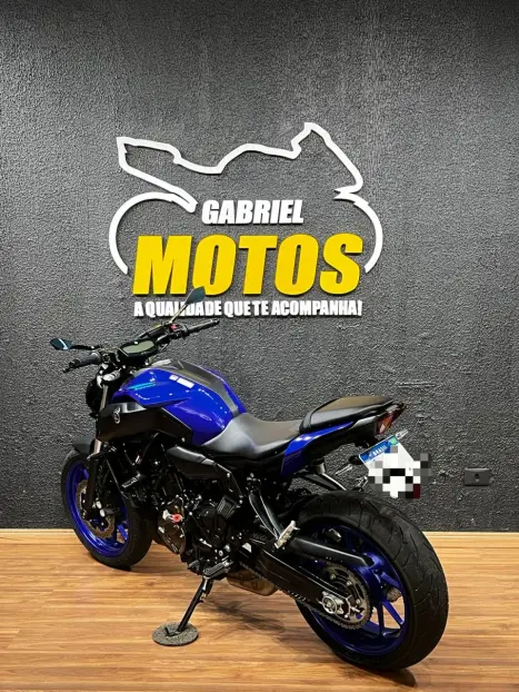 YAMAHA MT-07 700 ABS, Foto 5