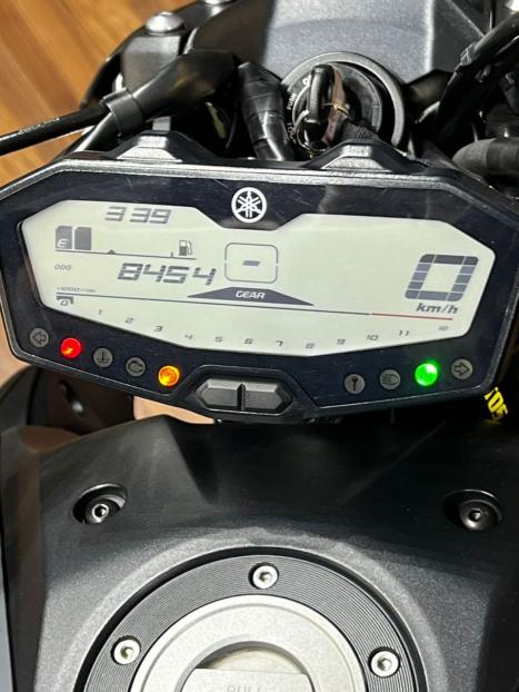 YAMAHA MT-07 700 ABS, Foto 7