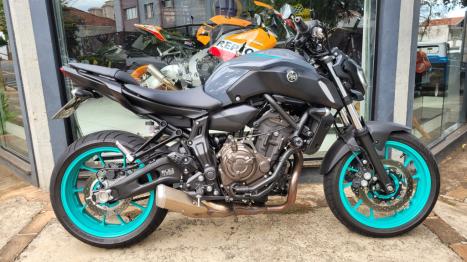 YAMAHA MT-07 700 ABS, Foto 5