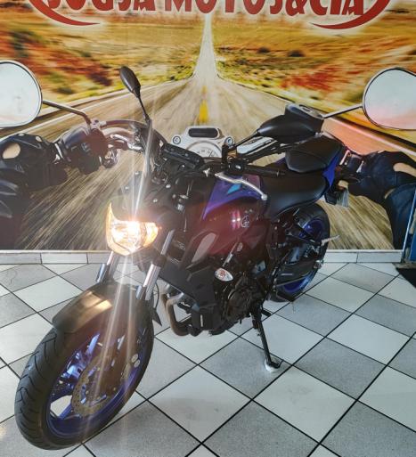 YAMAHA MT-07 700 ABS, Foto 13
