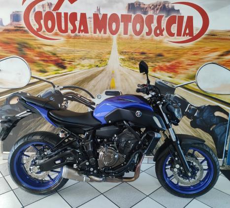 YAMAHA MT-07 700 ABS, Foto 16