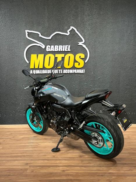 YAMAHA MT-07 700 ABS, Foto 5
