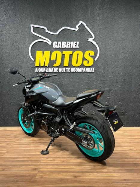 YAMAHA MT-07 700 ABS, Foto 6