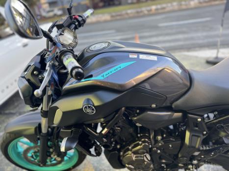 YAMAHA MT-07 700 ABS, Foto 6
