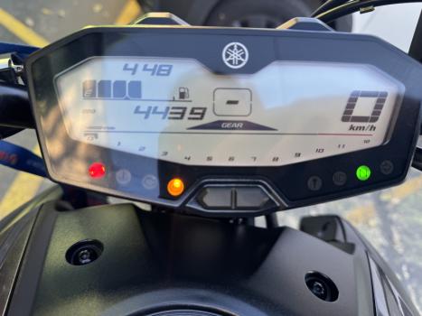 YAMAHA MT-07 700 ABS, Foto 9