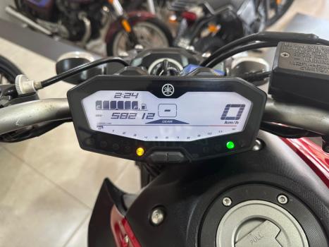 YAMAHA MT-07 700 ABS, Foto 6