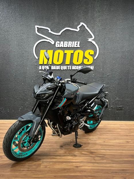 YAMAHA MT-09 850 ABS, Foto 4
