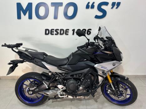 YAMAHA MT-09 Tracer GT 900 , Foto 2