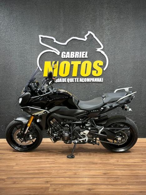YAMAHA MT-09 Tracer GT 900 , Foto 2