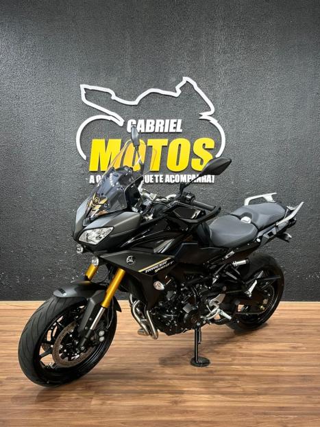 YAMAHA MT-09 Tracer GT 900 , Foto 4