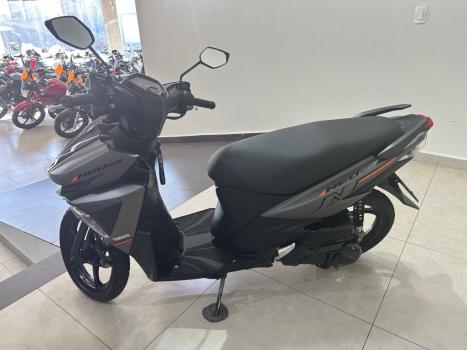 YAMAHA Neo UBS 125 , Foto 4