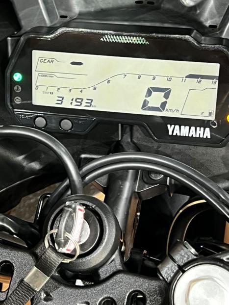 YAMAHA R 15 , Foto 7