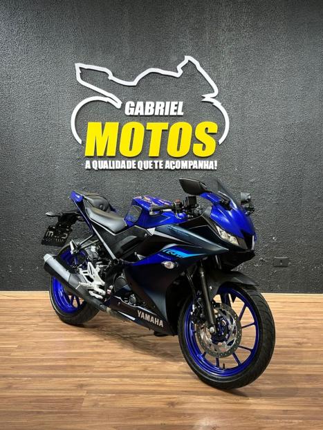 YAMAHA R 15 , Foto 3