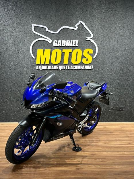 YAMAHA R 15 , Foto 4