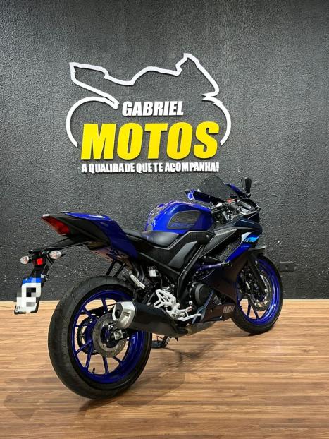 YAMAHA R 15 , Foto 5