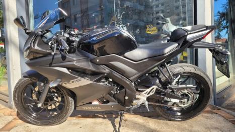 YAMAHA R 15 , Foto 1
