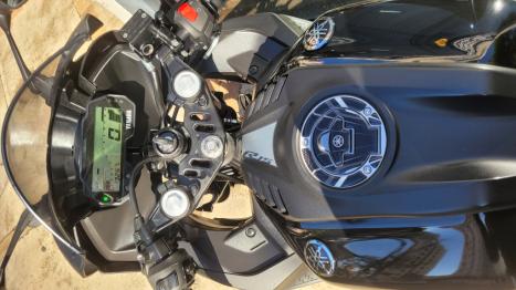 YAMAHA R 15 , Foto 9