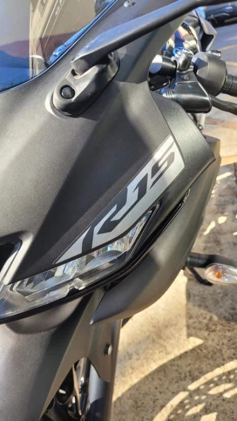 YAMAHA R 15 , Foto 12