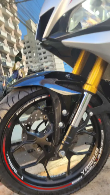 YAMAHA R 320 , Foto 6