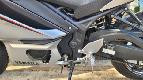 YAMAHA R 320 , Foto 7
