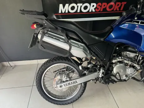 YAMAHA Tener 250 XTZ, Foto 3