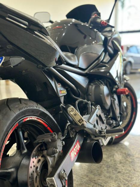 YAMAHA XJ6 600 F, Foto 6