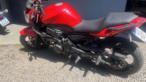 YAMAHA XJ6 600 F, Foto 2