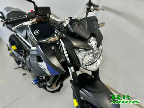 YAMAHA XJ6 600 N, Foto 6