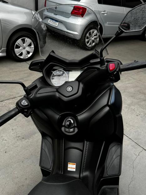 YAMAHA Xmax 250 , Foto 8