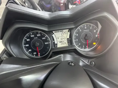 YAMAHA Xmax 250 , Foto 6